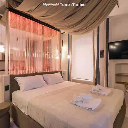 Blue Perlage, Terre Marine 베르나차