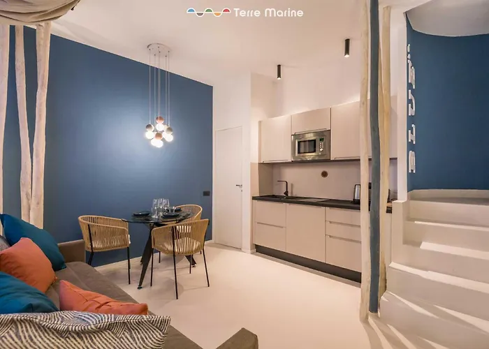 Blue Perlage, Terre Marine