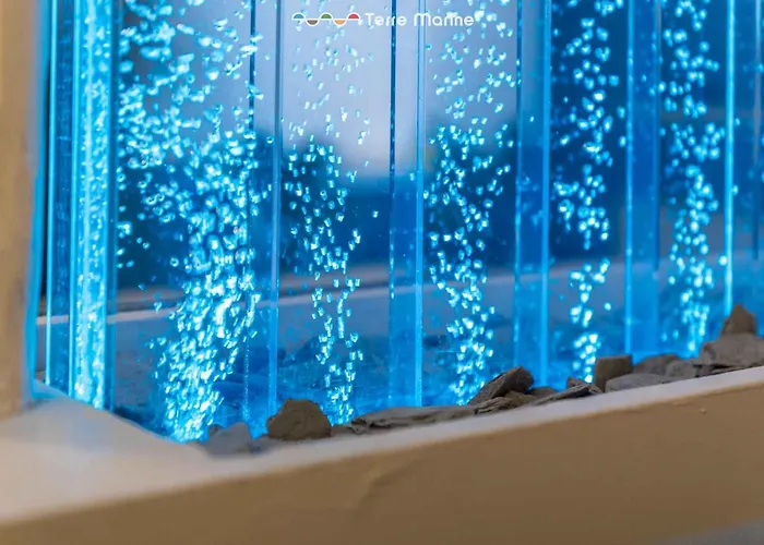 Blue Perlage, Terre Marine アパート